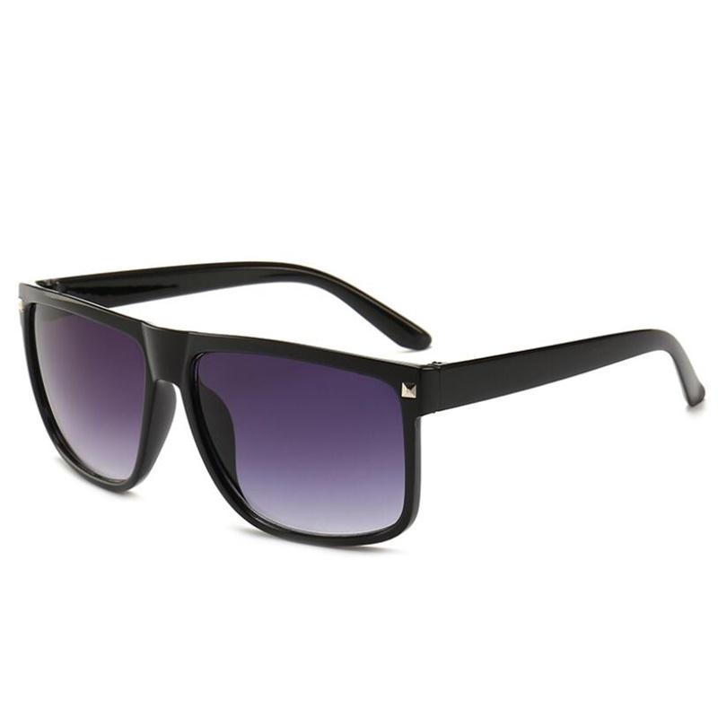 Fashion Square Sunglasses Women Designer Luxury Oversized Sun Glasses Men Classic Vintage Shades UV400 Rivet Oculos
Fashion Square Sunglasses Women Designer Luxury Oversized Sun Glasses Men Classic Vintage Shades UV400 Rivet Oculos