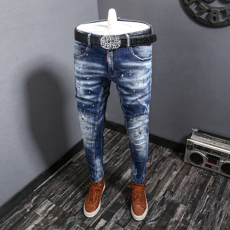 2021 New Italian Style Fashion Men Jeans Blue Color Elastic Slim Fit Ripped Painted Denim Trousers Streetwear Designer Biker Pants Homme Oel
2021 New Italian Style Fashion Men Jeans Blue Color Elastic Slim Fit Ripped Painted Denim Trousers Streetwear Designer Biker Pants Homme Oel