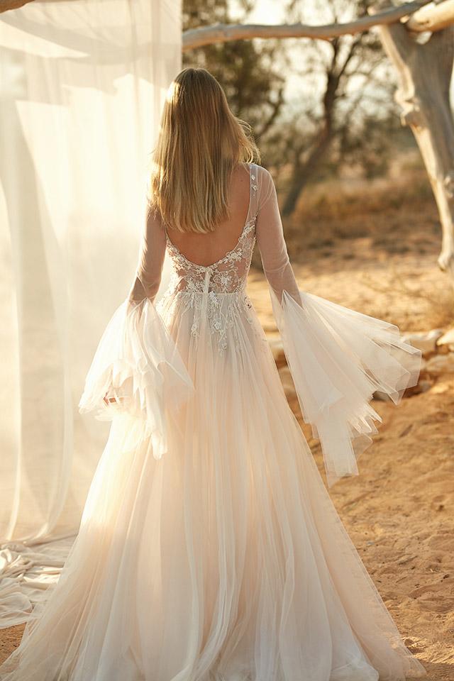 2020 Bohemian A Line Wedding Dresses Plus Size Side Slit Lace Appliqued Bridal Gowns Long Sleeves Custom Made Tulle Wedding Dress