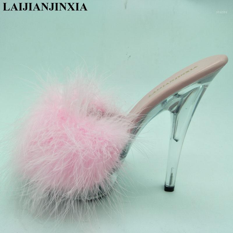 LAIJIANJINXIA NEW Summer Women Slippers Adult Party Shoes Clear Heels Ladies Shoes Real Image Plus Size 46 Nightclub Sexy1, Black
LAIJIANJINXIA NEW Summer Women Slippers Adult Party Shoes Clear Heels Ladies Shoes Real Image Plus Size 46 Nightclub Sexy1, Black