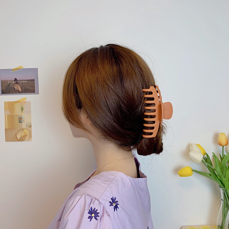 2021 Claw Clip for Women Tough Plastic Hair Claw Large Size Hair Clamps Claw Clip Crab for Hair Accessories for Hairs Accessories 0602
2021 Claw Clip for Women Tough Plastic Hair Claw Large Size Hair Clamps Claw Clip Crab for Hair Accessories for Hairs Accessories 0602