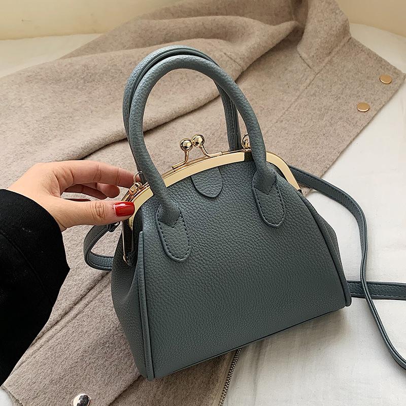 Women's Handbag Solid Color PU Leather Shell Satchels 2021 New Purses Female Korean Style Messenger Crossbody Bags, Beige
Women's Handbag Solid Color PU Leather Shell Satchels 2021 New Purses Female Korean Style Messenger Crossbody Bags, Beige