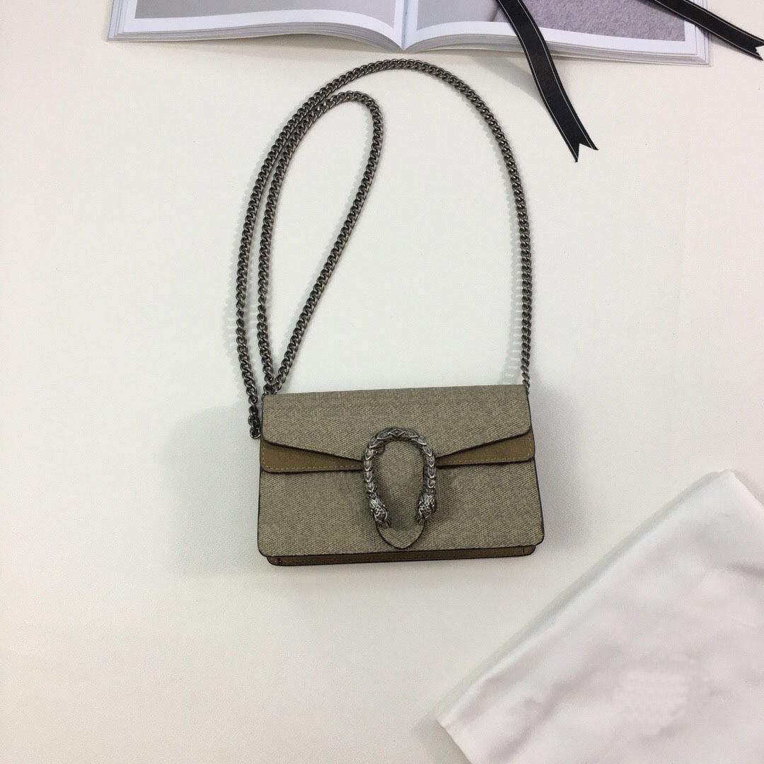 Women Luxurys Designers mini bags 2021,shoulder bag,Multi Pochette,Made of canvas or leather,Suede like microfiber lining G003
Women Luxurys Designers mini bags 2021,shoulder bag,Multi Pochette,Made of canvas or leather,Suede like microfiber lining G003