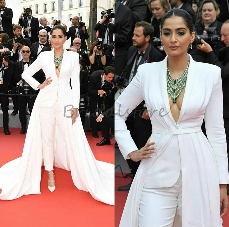 Simple White Jumpsuit Evening Dresses With Overskrit Train Sexy Deep V Neck Long Sleeve Prom Dresses 2021 Cheap Red Carpet Celebrity Dress