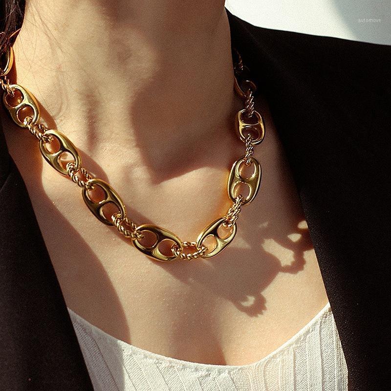 Women's Street Style Pig Nose/Coffe Beans Twisted Choker Necklaces Minimalist Chunky Gold Plated Chain Necklaces for Women1
Women's Street Style Pig Nose/Coffe Beans Twisted Choker Necklaces Minimalist Chunky Gold Plated Chain Necklaces for Women1