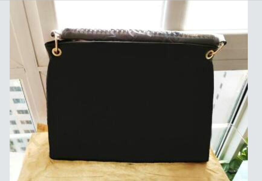 Women Black embossed Handbags tote bags Embossing Flowers leisure Shoulder Bag Women Messenger Bag canvas Artsy Cowhide Leather Bags N40253
Women Black embossed Handbags tote bags Embossing Flowers leisure Shoulder Bag Women Messenger Bag canvas Artsy Cowhide Leather Bags N40253