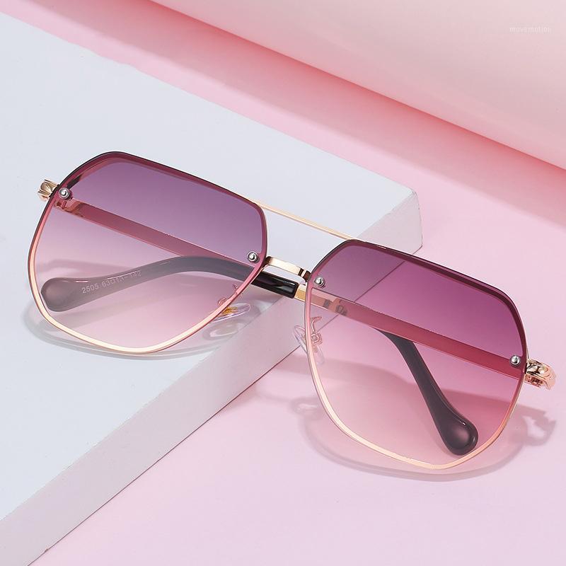 Brand Designer Women's Sunglasses Square Metal Frame Eyewear Gradient Colors Lens Driving Goggles UV4001
Brand Designer Women's Sunglasses Square Metal Frame Eyewear Gradient Colors Lens Driving Goggles UV4001
