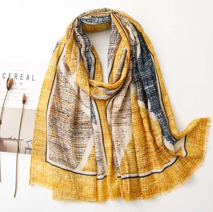 Yishine 2020 Newest cute design lemon animal print good hand feeling scarf
Yishine 2020 Newest cute design lemon animal print good hand feeling scarf