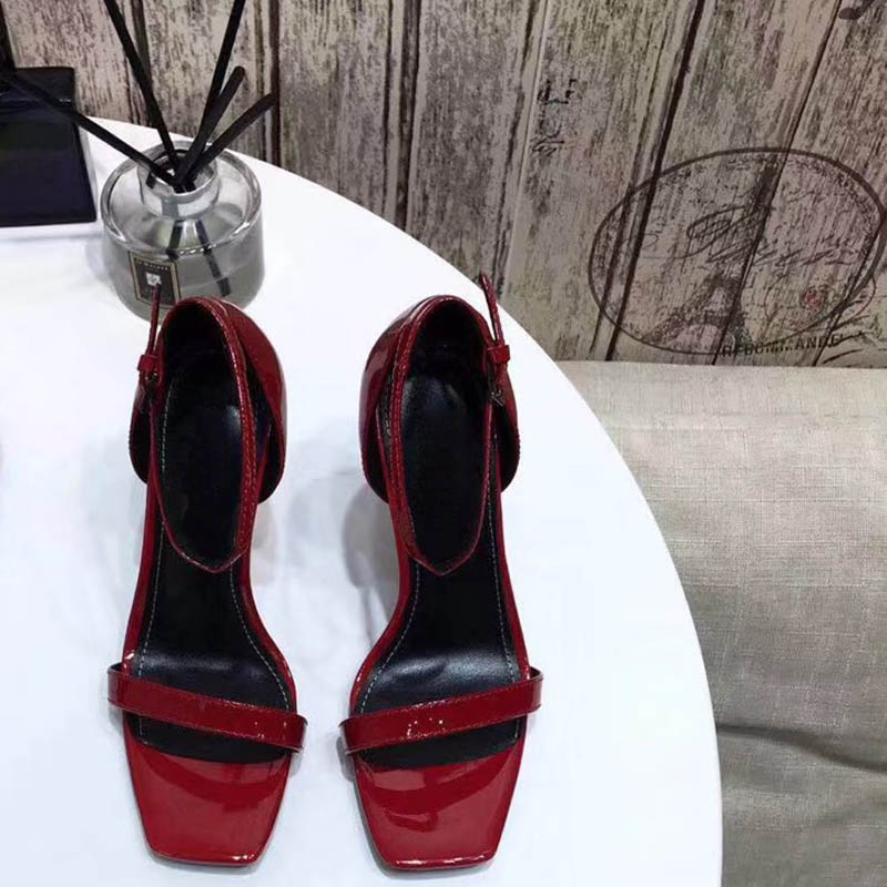 Hot Sael-New fashion women's sandalsFashion Sandals Bohemian Diamond Slippers Woman Flats Flip Flops Shoes Summer Beach Sandals35-41
