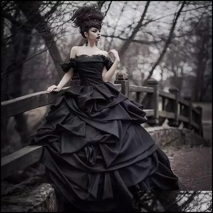 Gothic Wedding Black Dresses Bridal Gown Lace Applique Ruffles Off the Shoulder Sweep Train Custom Made Castle Plus Size Vestidos De Novia