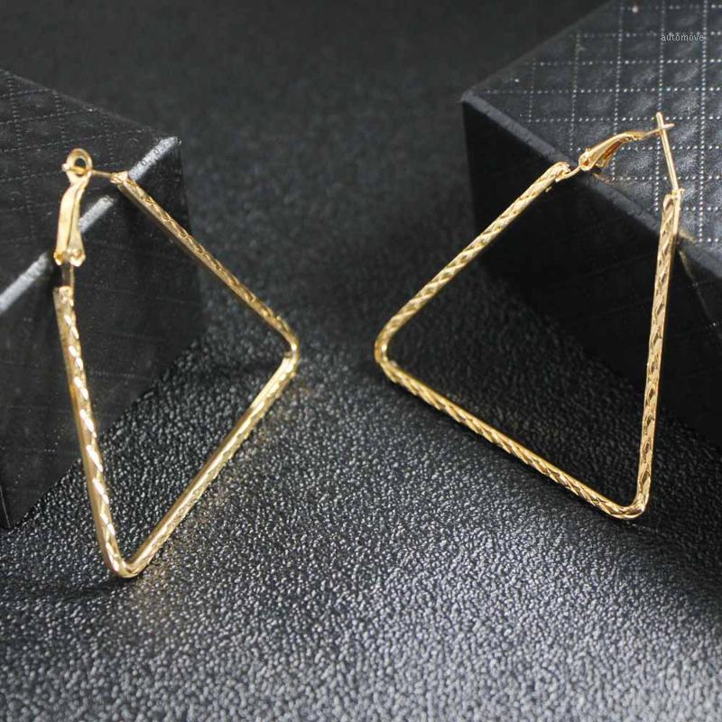 JUST FEEL Hot Simple Style 60mm Big Triangle Hoop Earrings For Women 2020 Punk Fancy Jewelry Pendientes Boho Geometric Earrings1
JUST FEEL Hot Simple Style 60mm Big Triangle Hoop Earrings For Women 2020 Punk Fancy Jewelry Pendientes Boho Geometric Earrings1