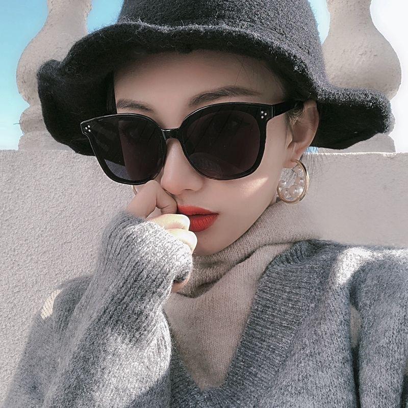 Gentle Monster Glasses 2021 Brand New Women Elegant Sunglasses Jack Bye Eyewear Lady Classic Vintage Sun Glasses UV400
Gentle Monster Glasses 2021 Brand New Women Elegant Sunglasses Jack Bye Eyewear Lady Classic Vintage Sun Glasses UV400