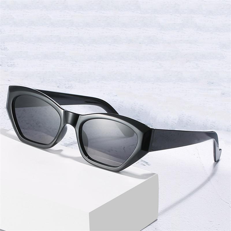 New trendy small frame sunglasses women fashion polygon cat eye sunglasses colorful jelly color wild street driving glasses
New trendy small frame sunglasses women fashion polygon cat eye sunglasses colorful jelly color wild street driving glasses