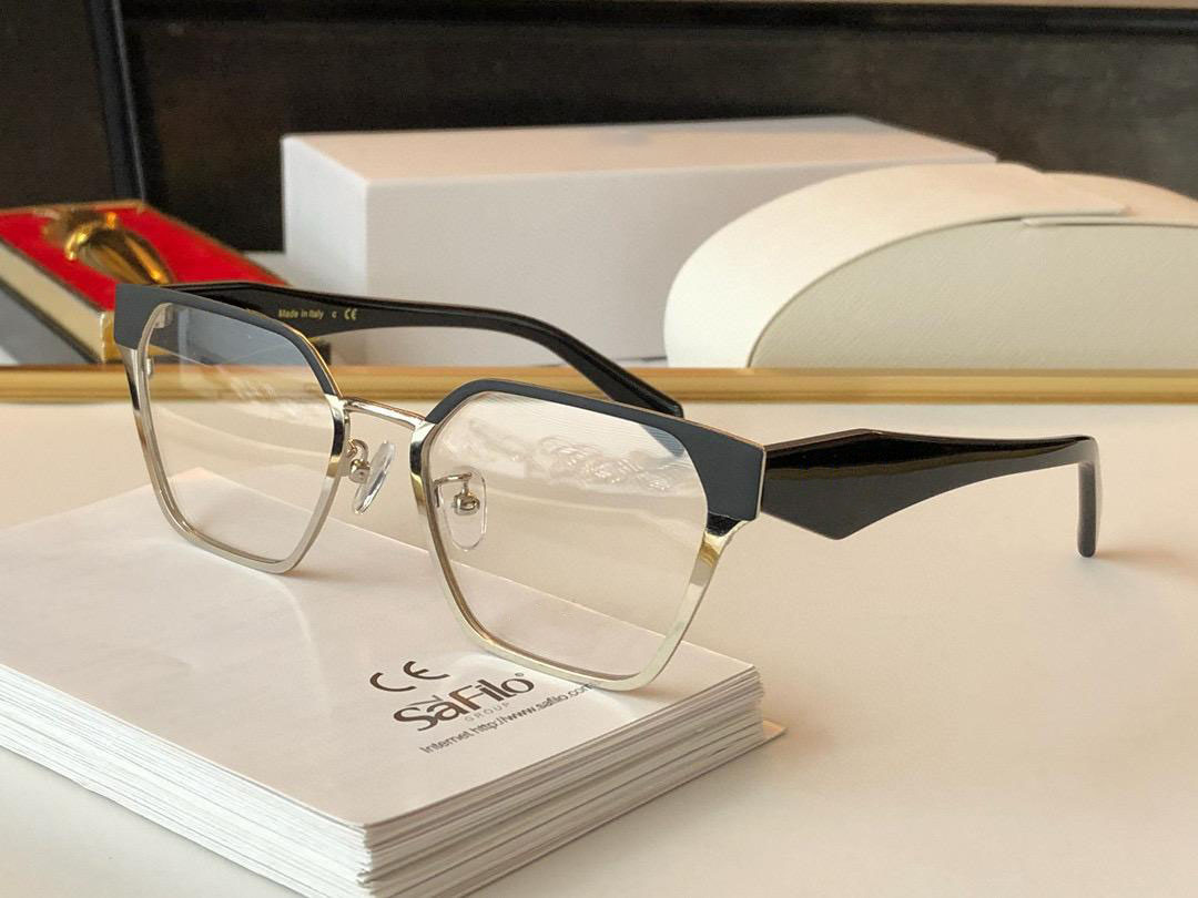 Womens Eyeglasses Frame Clear Lens Men Sun glasses 63 Top Quality fashion style protects eyes UV400 with case
Womens Eyeglasses Frame Clear Lens Men Sun glasses 63 Top Quality fashion style protects eyes UV400 with case