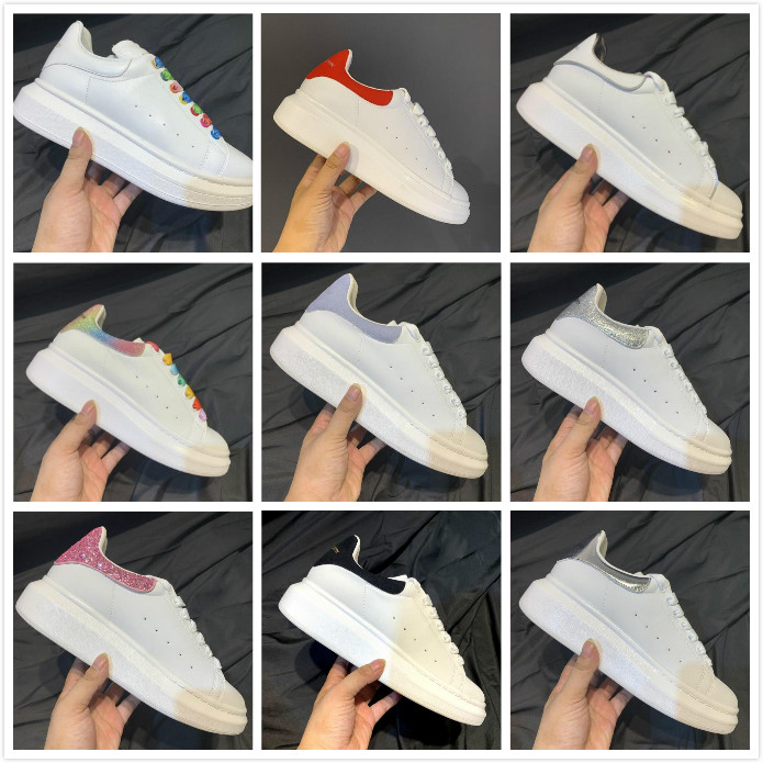 Top Quality Men Women Luxurys Designers Casual Shoes 3M Reflective Sneakers Fashion Women Leather Velet Outdoor Platform Shoes Size 35-45, 2021
Top Quality Men Women Luxurys Designers Casual Shoes 3M Reflective Sneakers Fashion Women Leather Velet Outdoor Platform Shoes Size 35-45, 2021