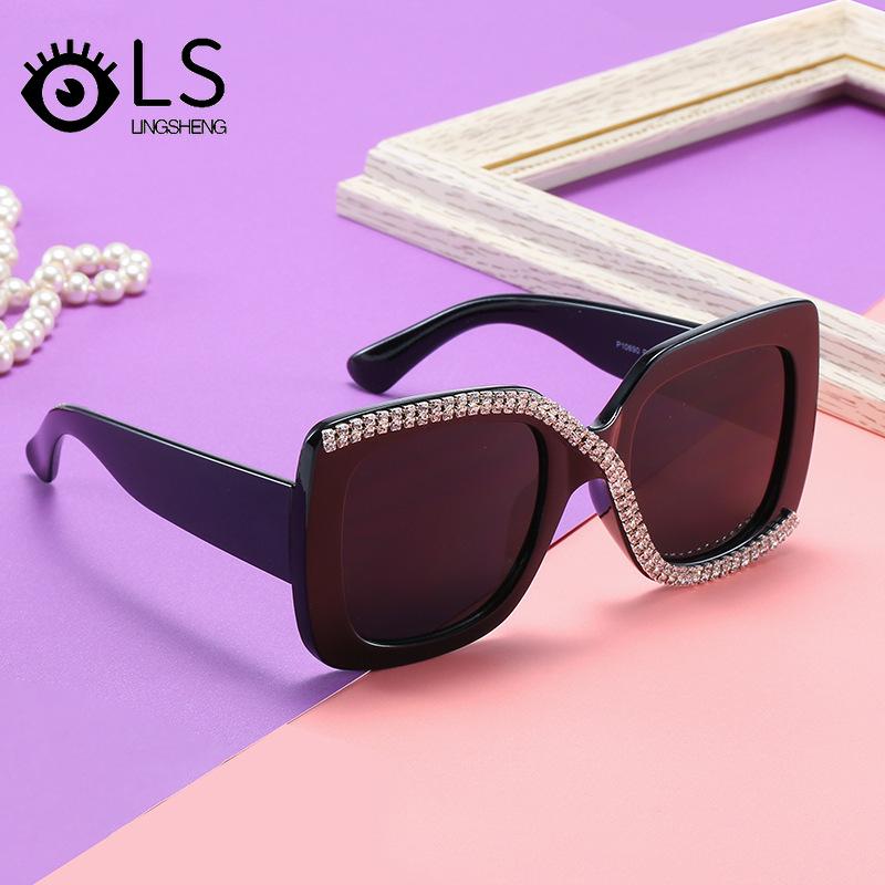 Sunglasses LS 2021 Diamond Rimmed Box Men's And Women's Personalized Fashion Trend Square YG007
Sunglasses LS 2021 Diamond Rimmed Box Men's And Women's Personalized Fashion Trend Square YG007