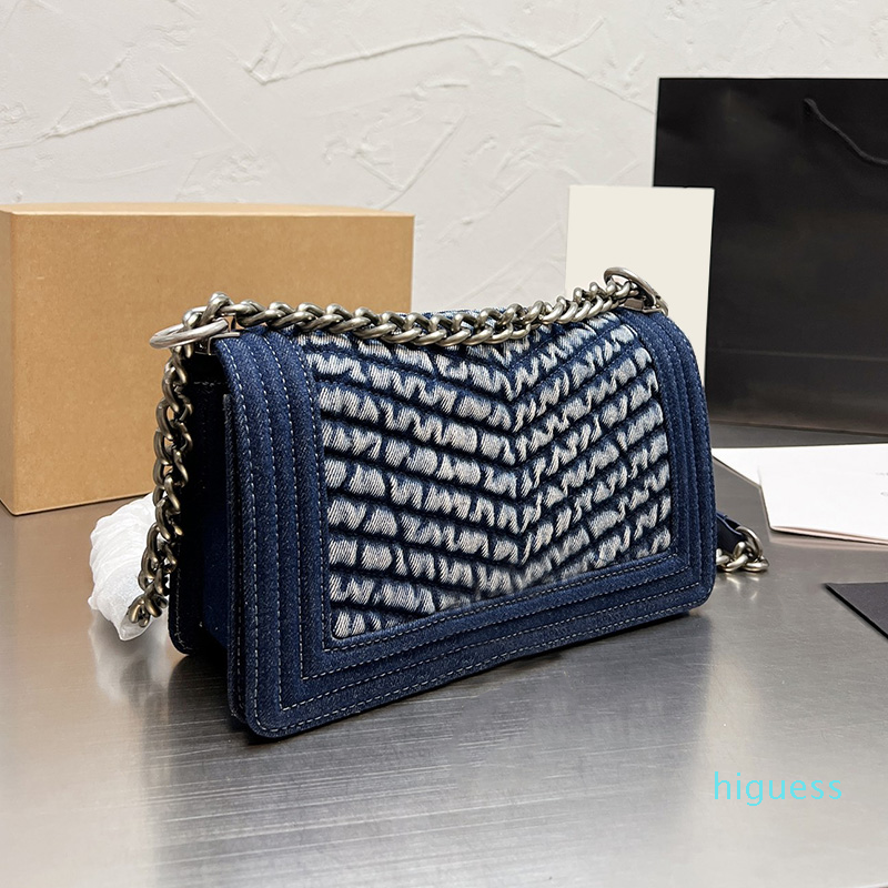 Designer- Classical Flap Denim Bags Women Boy Girls V-stitch Silver Metal Hardware Purse Adjustable Shoulder Strap Cross Body Handbags
Designer- Classical Flap Denim Bags Women Boy Girls V-stitch Silver Metal Hardware Purse Adjustable Shoulder Strap Cross Body Handbags