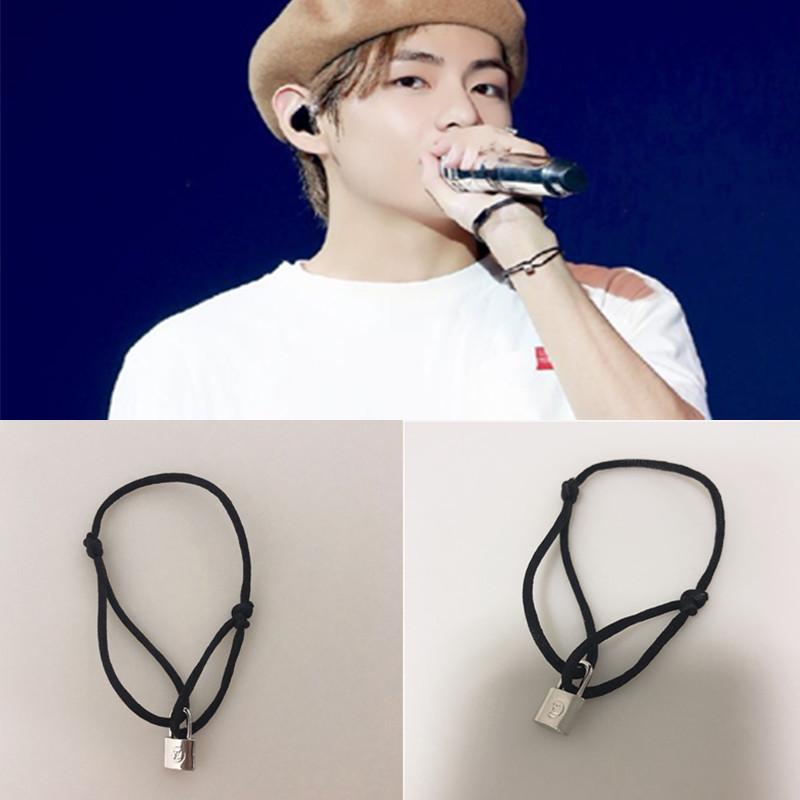 KPOP Bangtan Boys Bracelet V Same Accessories Fashion Trend Style Lock Black Hand Strap Jewelry for Women Men Gift
KPOP Bangtan Boys Bracelet V Same Accessories Fashion Trend Style Lock Black Hand Strap Jewelry for Women Men Gift