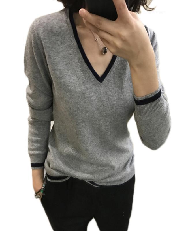 2020 spring and autumn cashmere sweater women' V-neck Pullover loose long sleeve sweater large knitting bottoming1, Light gray-xvl
2020 spring and autumn cashmere sweater women' V-neck Pullover loose long sleeve sweater large knitting bottoming1, Light gray-xvl