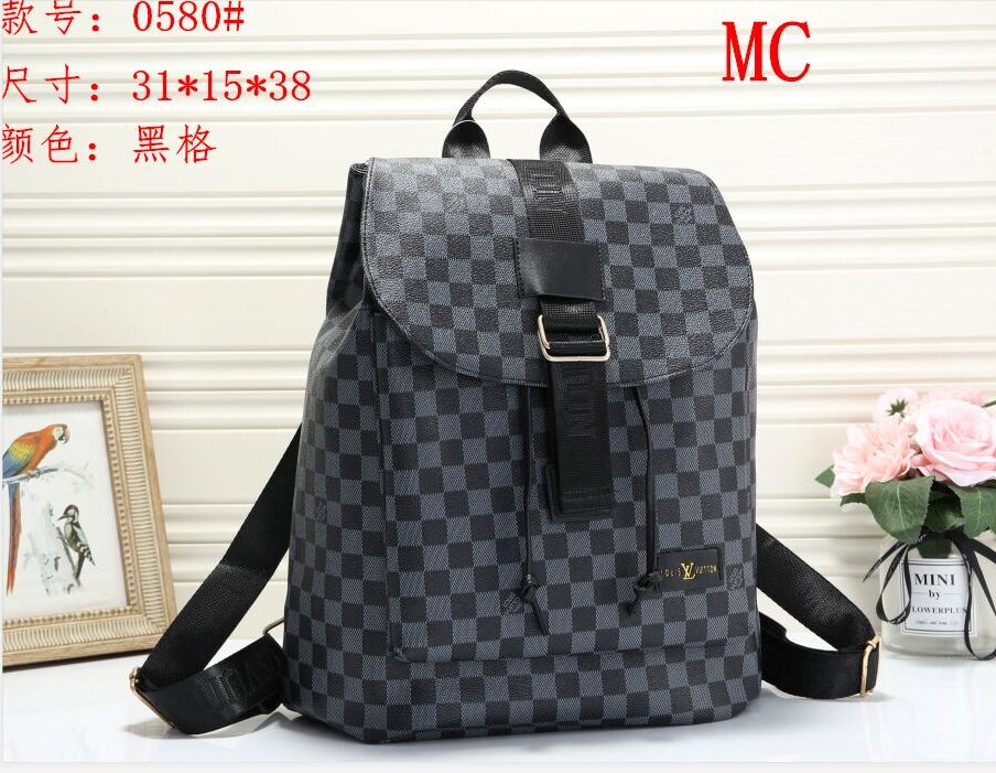 New 2021 Fashion Designers Backpack Mens Backpack Double Shoulder Bags Fashion Classic School Bags Shoulder Bag
New 2021 Fashion Designers Backpack Mens Backpack Double Shoulder Bags Fashion Classic School Bags Shoulder Bag