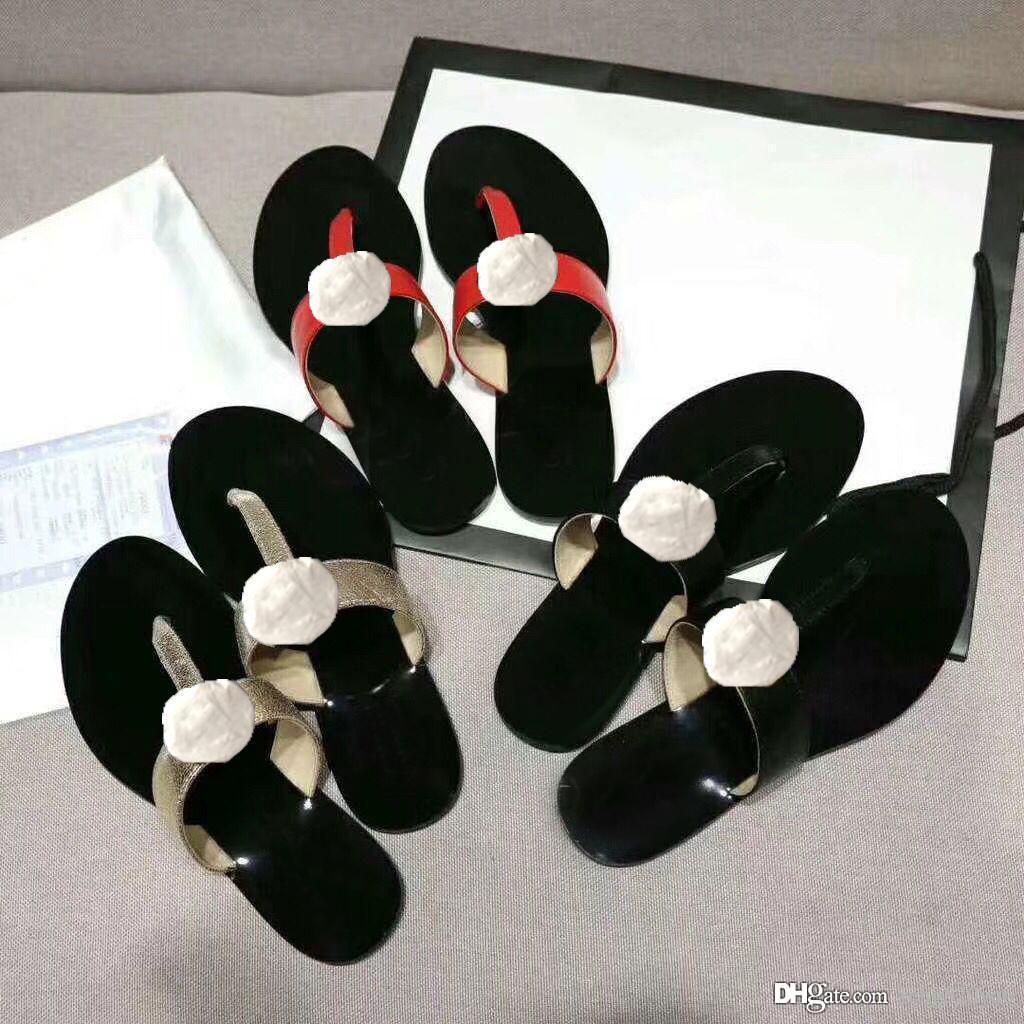 Classic slippers Summer luxury woman shoes beach Flip flops Slippers Designer Flat heel sandals Metal buckle Leather slippers Large size 42, Black 
Classic slippers Summer luxury woman shoes beach Flip flops Slippers Designer Flat heel sandals Metal buckle Leather slippers Large size 42, Black