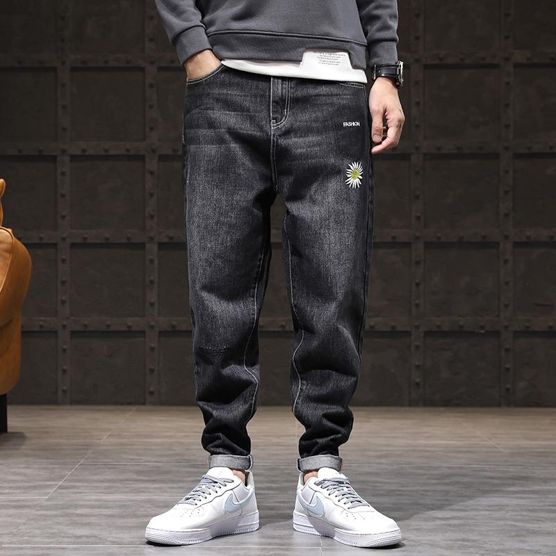 Autumn Newly Fashion Men Jeans Black Loose Fit Designer Pocket Wide Leg Harem Pants High Quality Streetwear Hip Hop Trousers
Autumn Newly Fashion Men Jeans Black Loose Fit Designer Pocket Wide Leg Harem Pants High Quality Streetwear Hip Hop Trousers