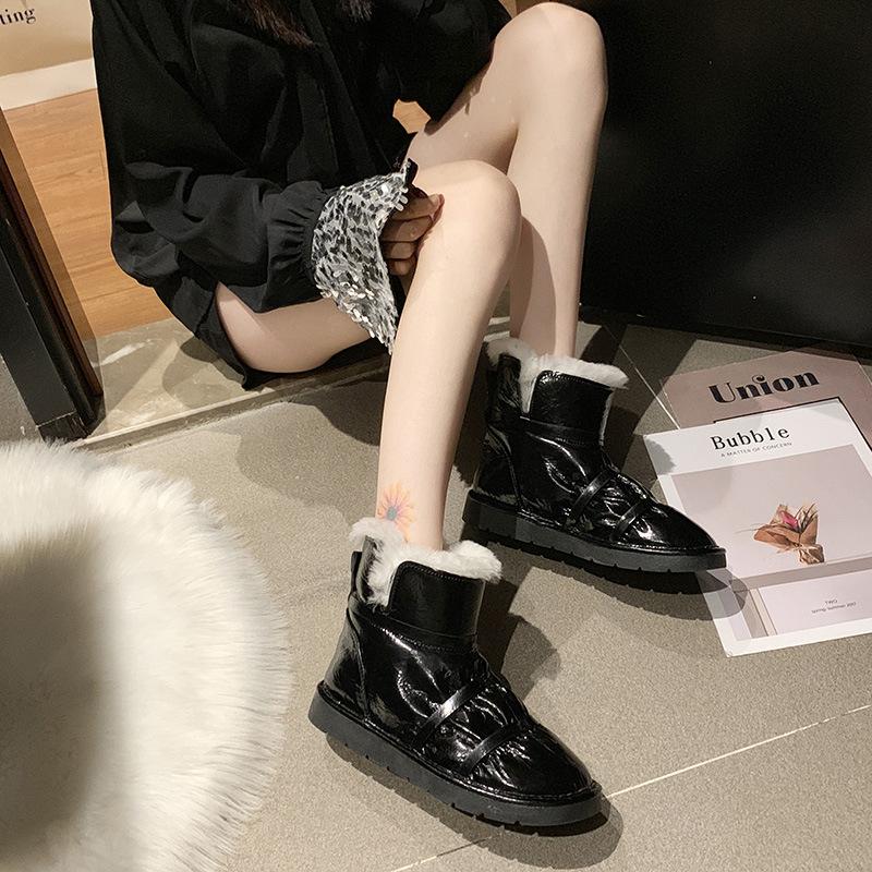 OzhouzhanLambs Wool Snow Boots Women'S Fur Cotton-Padded Shoes Women'S Winter Thi Bottomed Plus Velvet Short B Lady Shoes -40, Silver
OzhouzhanLambs Wool Snow Boots Women'S Fur Cotton-Padded Shoes Women'S Winter Thi Bottomed Plus Velvet Short B Lady Shoes -40, Silver