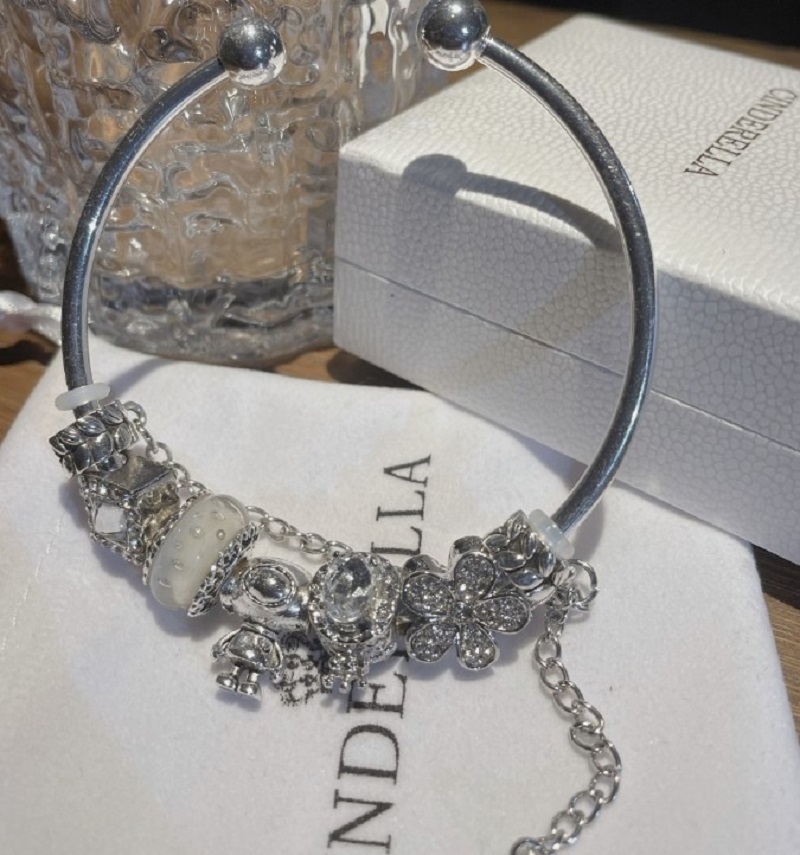 2022 Silver Open Culf Bangle Bracelets Charms Five Petals Flower Bangle Chain Bracelet Fit Bracelets Wholesale Fit For European Beads Charms Dangles