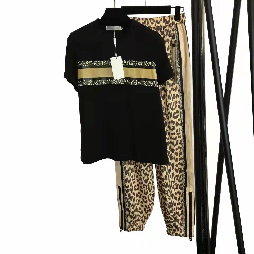 22SS Luxury designers Womens Tracksuits Two Pieces outfit fashion Women Crop Top With Pants Set Outfits Casual Sweatsuits Designer autumn winter Jogging Sport wear, Box
22SS Luxury designers Womens Tracksuits Two Pieces outfit fashion Women Crop Top With Pants Set Outfits Casual Sweatsuits Designer autumn winter Jogging Sport wear, Box