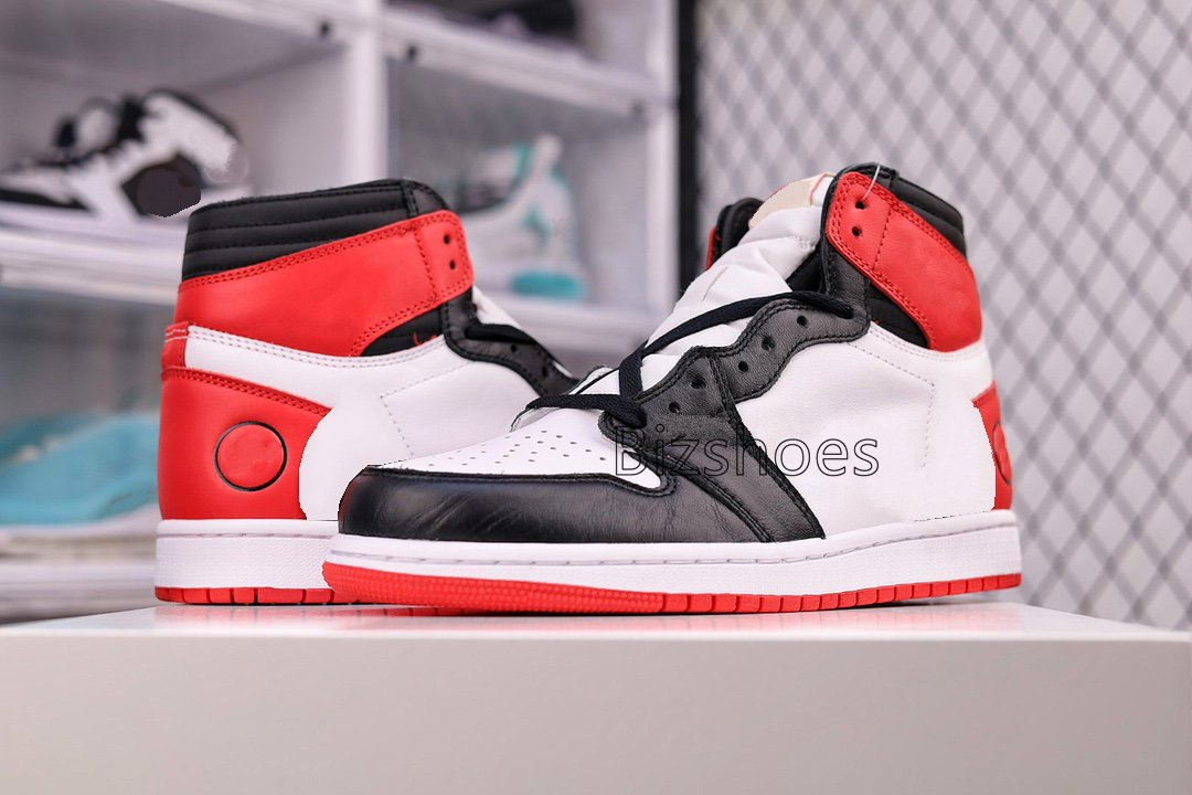 Fragment 1 High OG Sp Basketball Shoes White Black University Red Sail DH3227-600 Vintage Casual Runner Trainers Eur36-45 Athletic Sneakers, 01
Fragment 1 High OG Sp Basketball Shoes White Black University Red Sail DH3227-600 Vintage Casual Runner Trainers Eur36-45 Athletic Sneakers, 01