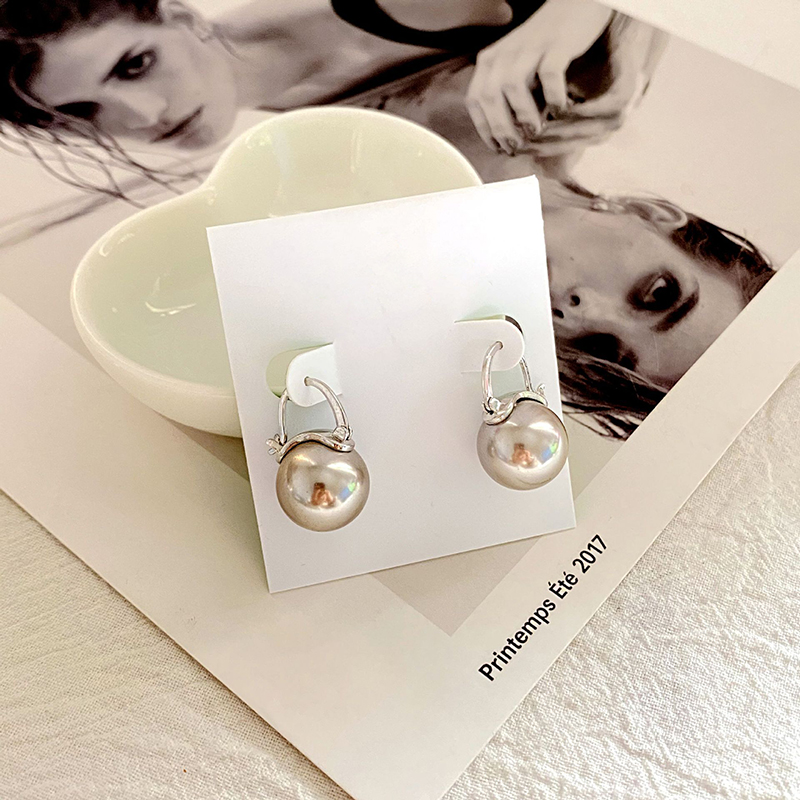 Pearl Charm Earrings 18K Gold Cover Brass Hook Earrings Sweet Gift for Girls and Women Come with cards