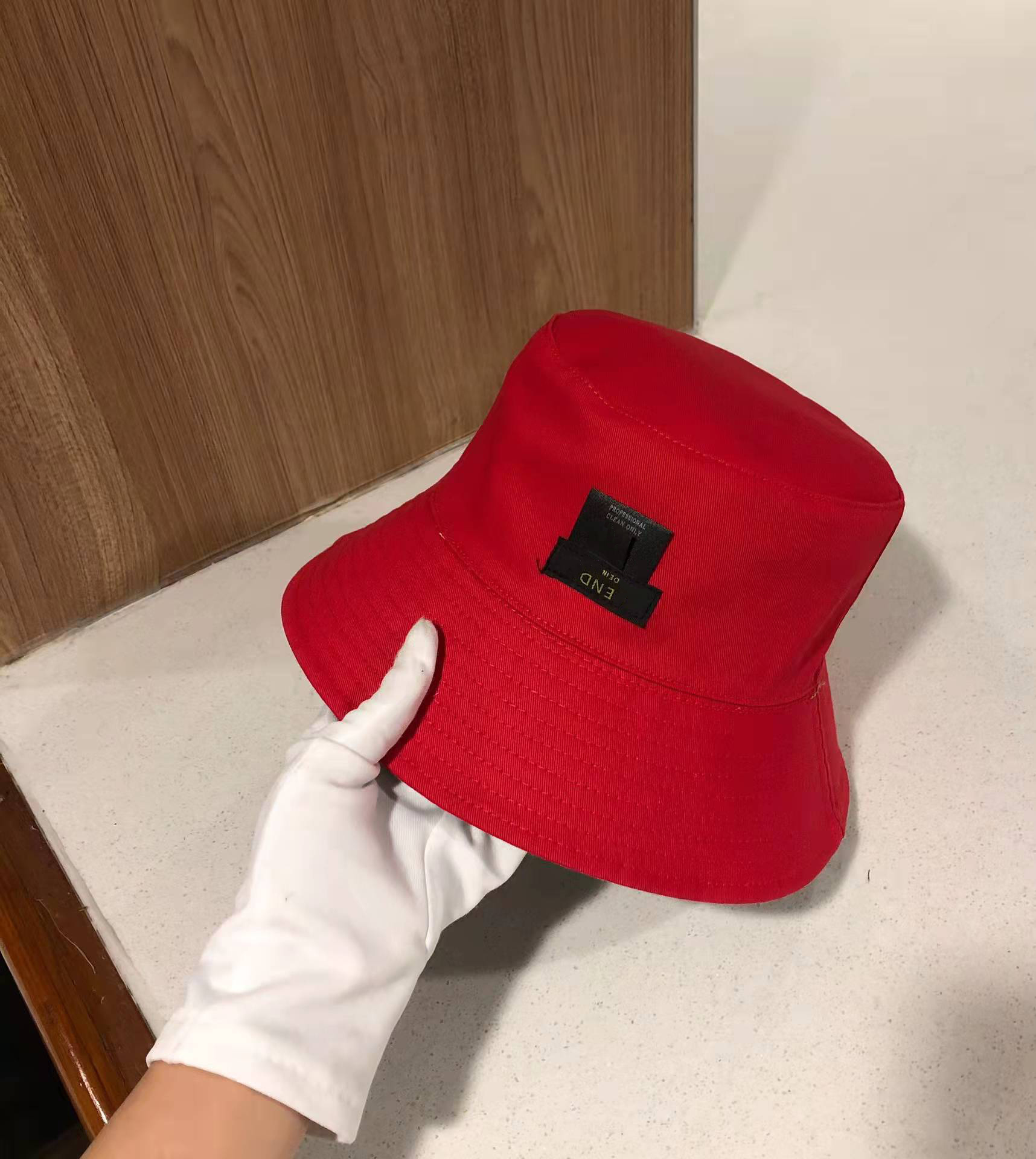 Hat luxury designer bucket hat fashion fisherman hats classic style wear on both sides high quality four seasons available for men and women very beautiful, Red
Hat luxury designer bucket hat fashion fisherman hats classic style wear on both sides high quality four seasons available for men and women very beautiful, Red
