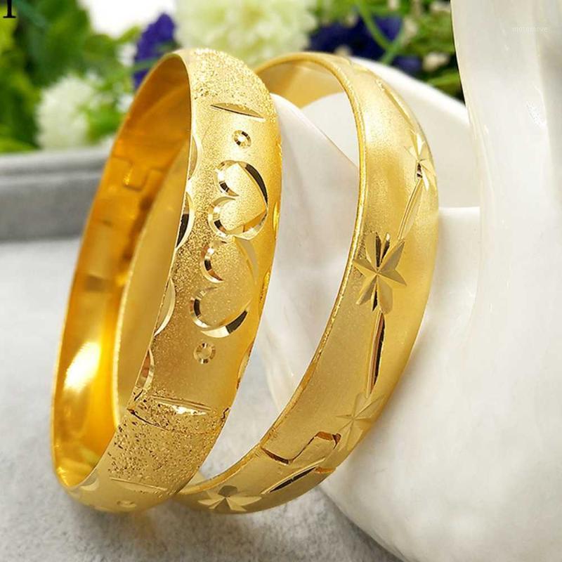 Newest Dubai Gold Bangles For Women Gold Filled 10mm Wide Bracelet African/European/Ethiopia Jewelry Bangle Diameter 60mm1
Newest Dubai Gold Bangles For Women Gold Filled 10mm Wide Bracelet African/European/Ethiopia Jewelry Bangle Diameter 60mm1