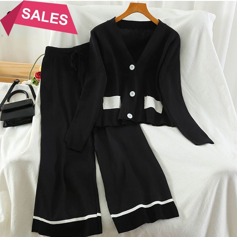 2021 New Spring Summer Women Knitted Tracksuits 2 Piece Sets Single Breasted Cardigan Sweate + Capri Straight Wide Leg Pant Suits Dg6a, Black
2021 New Spring Summer Women Knitted Tracksuits 2 Piece Sets Single Breasted Cardigan Sweate + Capri Straight Wide Leg Pant Suits Dg6a, Black