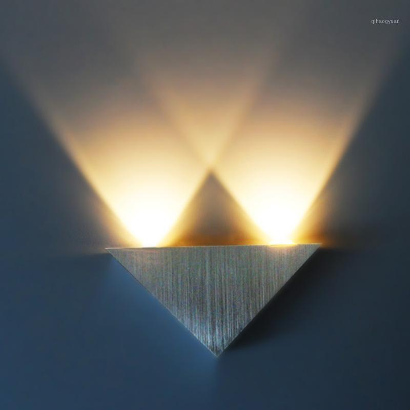 3W Aluminum LED Wall Lamp Triangle Stair Wall Light Spot Lamp Modern Pathway Bedroom Sconce Lighting AC 85~265V1
3W Aluminum LED Wall Lamp Triangle Stair Wall Light Spot Lamp Modern Pathway Bedroom Sconce Lighting AC 85~265V1