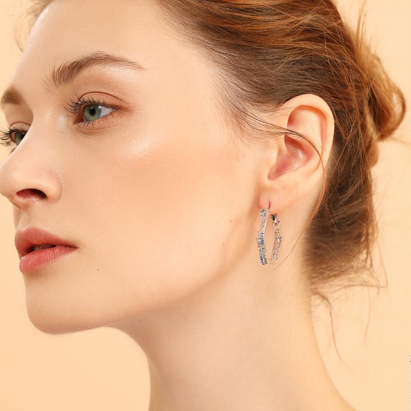 Qggle Rose Gold Color Hoop Earrings for Women Rhinestone Square Hollow Large Earrings Trendy Female Party Jewelry
Qggle Rose Gold Color Hoop Earrings for Women Rhinestone Square Hollow Large Earrings Trendy Female Party Jewelry