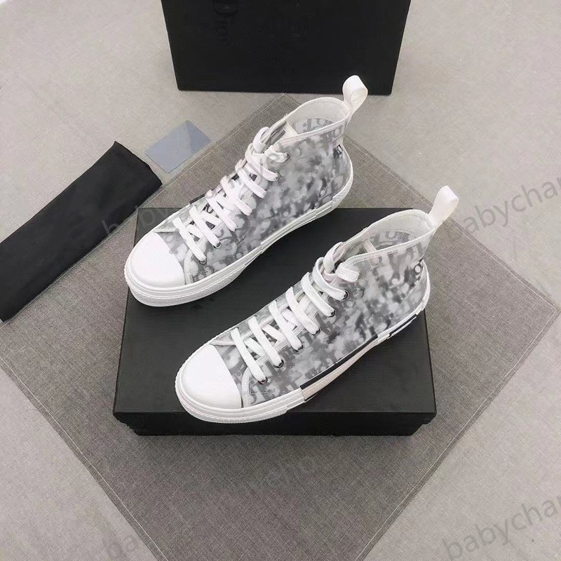 Name Marca Christian Man Casual Shoes Flat West Fashion Wrinkled Leather Lace-up High Top Male Trainer Shoes 35-46
Name Marca Christian Man Casual Shoes Flat West Fashion Wrinkled Leather Lace-up High Top Male Trainer Shoes 35-46