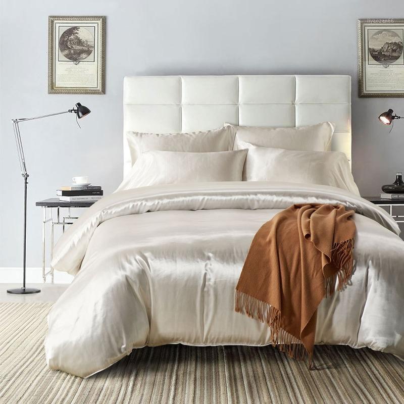 40Satin Silk Bedding Set Luxury Queen King Size Bed Set Bedclothes Solid Mattress Protector Bedsheet Double Designer Bedding1, White
40Satin Silk Bedding Set Luxury Queen King Size Bed Set Bedclothes Solid Mattress Protector Bedsheet Double Designer Bedding1, White