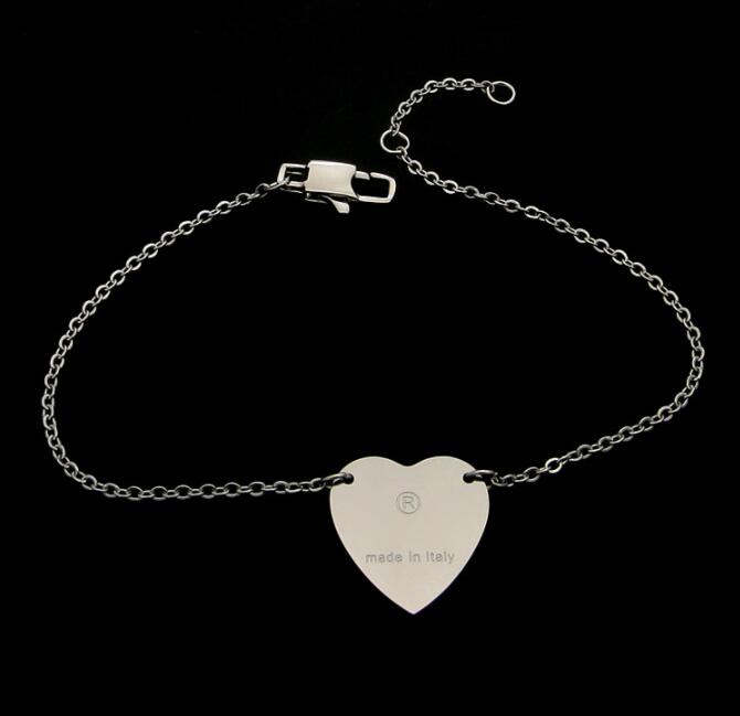 2022 Deluxe bangles High quality Factory 18cm-23cm letter bracelet Bangle 18K Rose Gold Silver 316L Stainless Steel big heart Love Jewelry Women Mens chain
2022 Deluxe bangles High quality Factory 18cm-23cm letter bracelet Bangle 18K Rose Gold Silver 316L Stainless Steel big heart Love Jewelry Women Mens chain