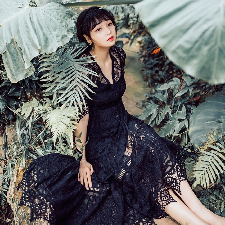 White Summer Female 2021 Black Meager Party 2 Feminine Piece Dressed in Vintage Lace with Cleavage v Short Sleeve Mid-calf Long Dress Eusi
White Summer Female 2021 Black Meager Party 2 Feminine Piece Dressed in Vintage Lace with Cleavage v Short Sleeve Mid-calf Long Dress Eusi