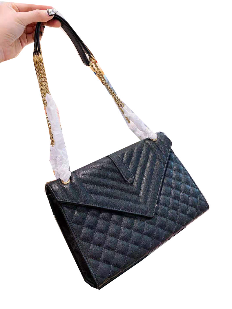 Famous brand designer handbag fashion luxury ladies handbags chain shoulder bags messenger bag women crossbody bag hot sale high quality, Black;red
Famous brand designer handbag fashion luxury ladies handbags chain shoulder bags messenger bag women crossbody bag hot sale high quality, Black;red