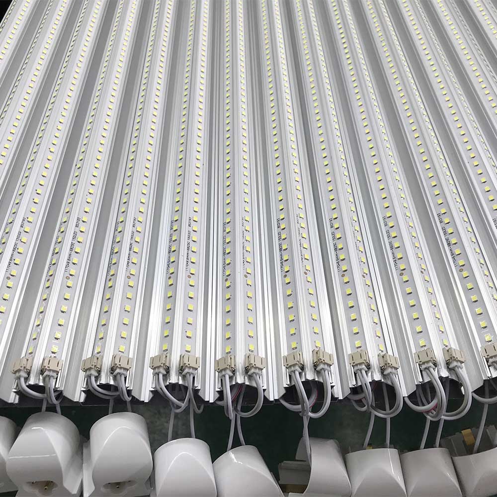 LED Shop Light 8FT Tube Lights 6500K Cold White V Shape Clear Cover Hight Output Linkable Shops Lights for Garage
