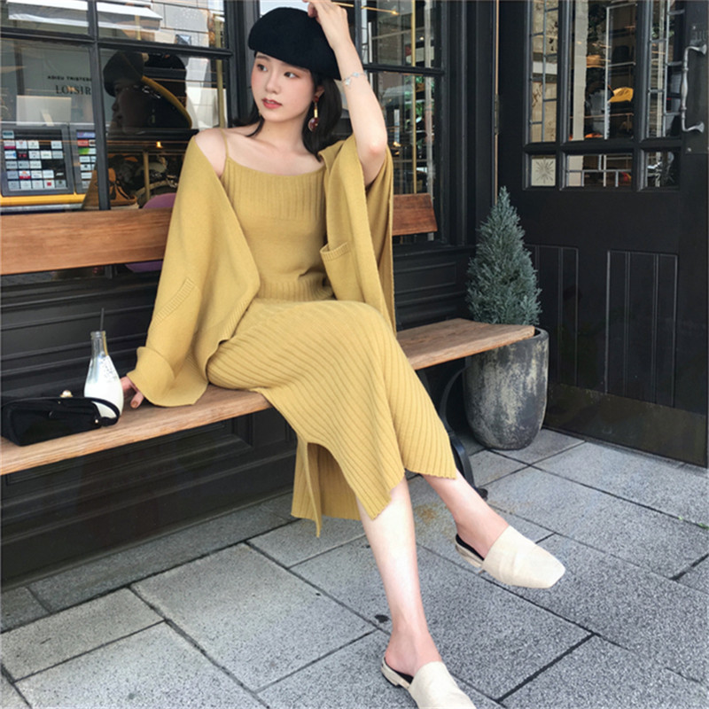 2021 New Elegante Conjuntos Camisola Feminina Moda Malha 2 Pea Define Vestido Suspender Cardigan Terno Outono Inverno Novo Retro Solto FJXN, Pink
2021 New Elegante Conjuntos Camisola Feminina Moda Malha 2 Pea Define Vestido Suspender Cardigan Terno Outono Inverno Novo Retro Solto FJXN, Pink