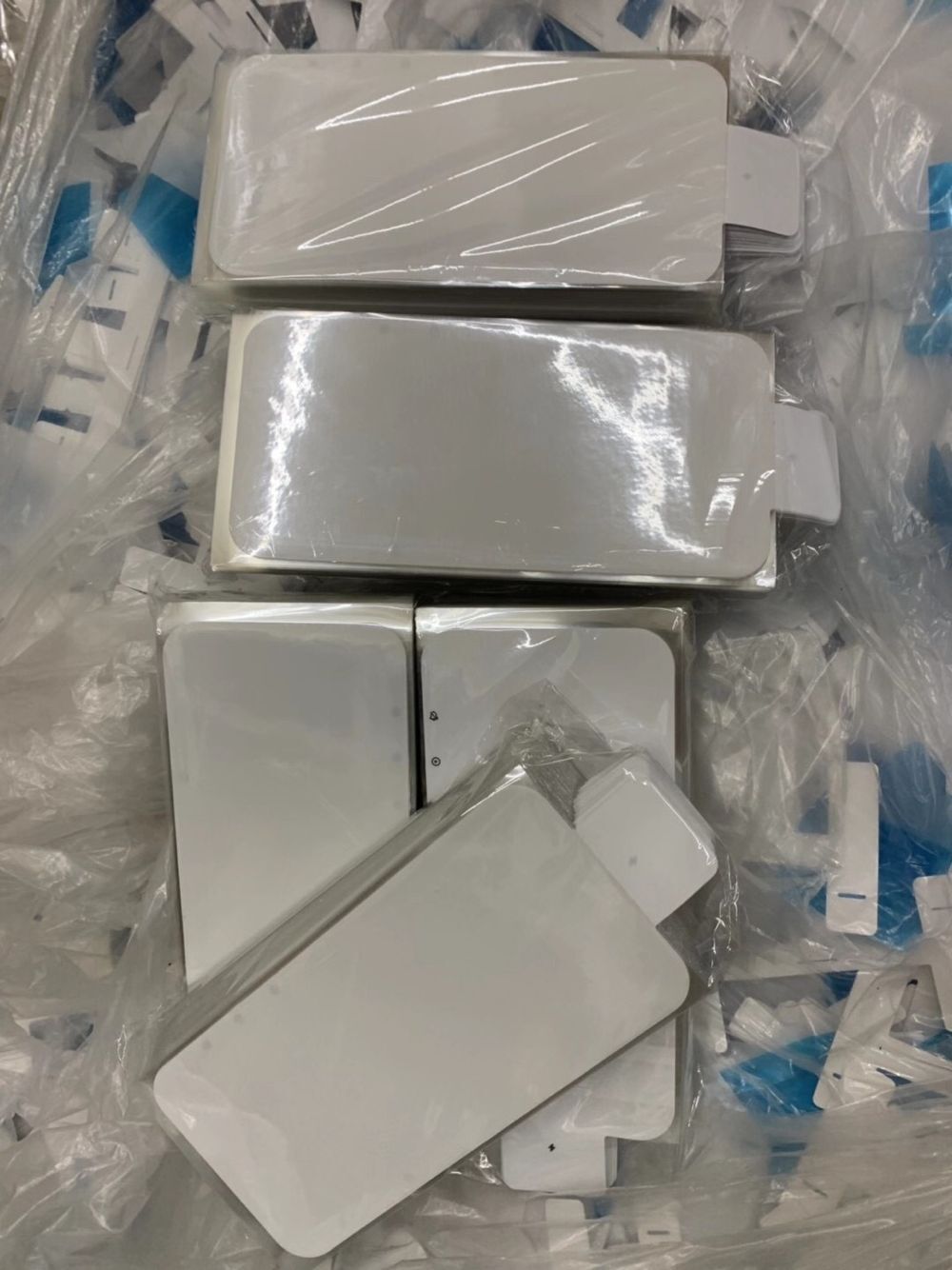 300pcs New Mobile phone Plastic Seal Factory Screen Protector Protective wrap Film For iPhone 12 11 pro max 6s 7 8plus xsmax
300pcs New Mobile phone Plastic Seal Factory Screen Protector Protective wrap Film For iPhone 12 11 pro max 6s 7 8plus xsmax