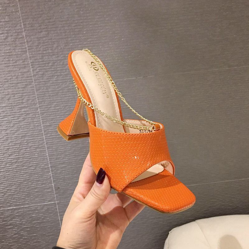 2021 New Summer Fashions European and American Open-style Open-toed Square-toe Thick-footed Shoes Large Heels Women of Size 4Q32, Black
2021 New Summer Fashions European and American Open-style Open-toed Square-toe Thick-footed Shoes Large Heels Women of Size 4Q32, Black