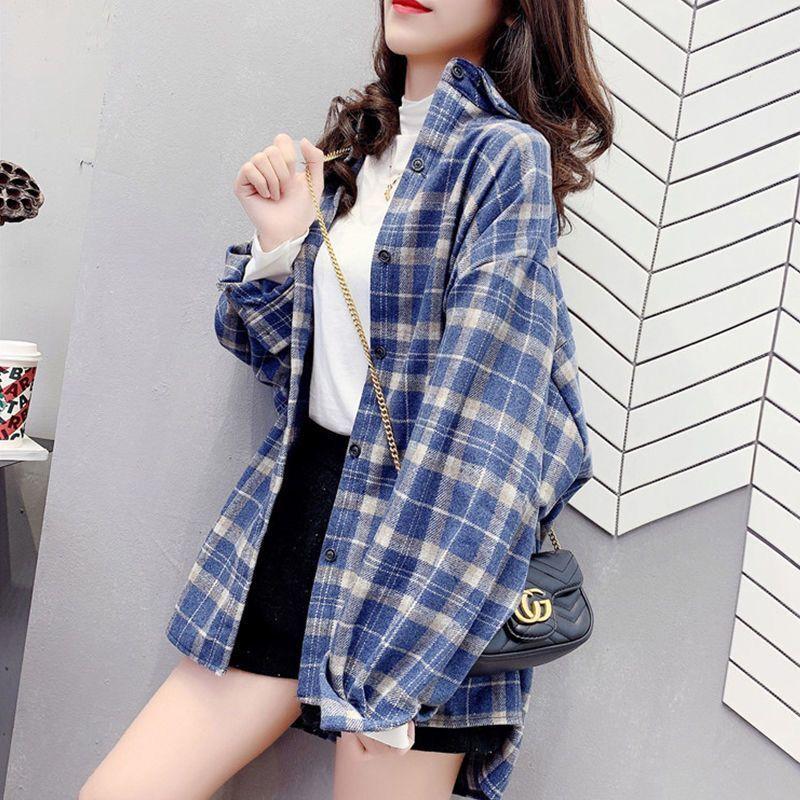 Large women' Plaid Shirt women 2020 new long sleeve versatile loose coat shirt, Blue
Large women' Plaid Shirt women 2020 new long sleeve versatile loose coat shirt, Blue