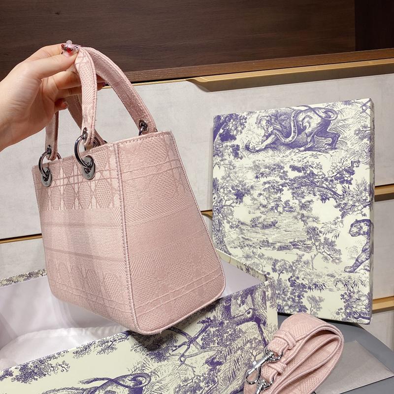 #21111 Top Quality Designer Luxury Women Handbag Fashion Shoulder Bag Lady D-Lite Check Embroidered Princess Bag
#21111 Top Quality Designer Luxury Women Handbag Fashion Shoulder Bag Lady D-Lite Check Embroidered Princess Bag