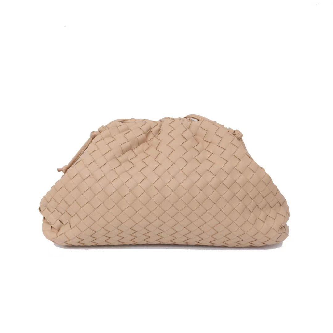 s Woven cloud dumpling soft hand armpit Mini women's Bag Messenger Fold bag designer handbag wan I6BL Bottegas Venetas
s Woven cloud dumpling soft hand armpit Mini women's Bag Messenger Fold bag designer handbag wan I6BL Bottegas Venetas