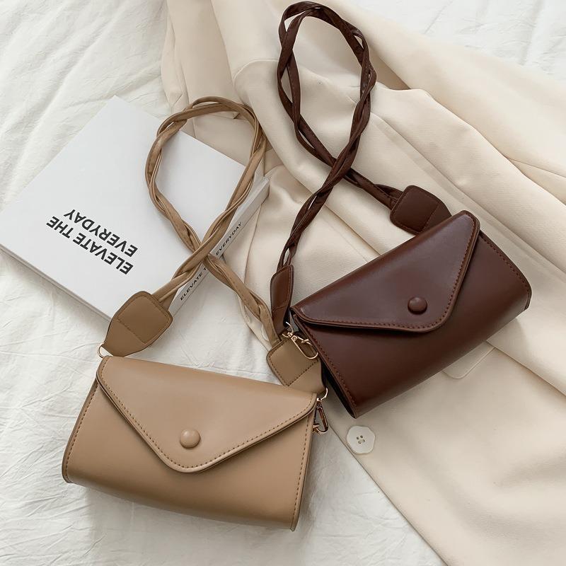Summer small bag women 2021 one-shoulder small square bag messenger 
Summer small bag women 2021 one-shoulder small square bag messenger