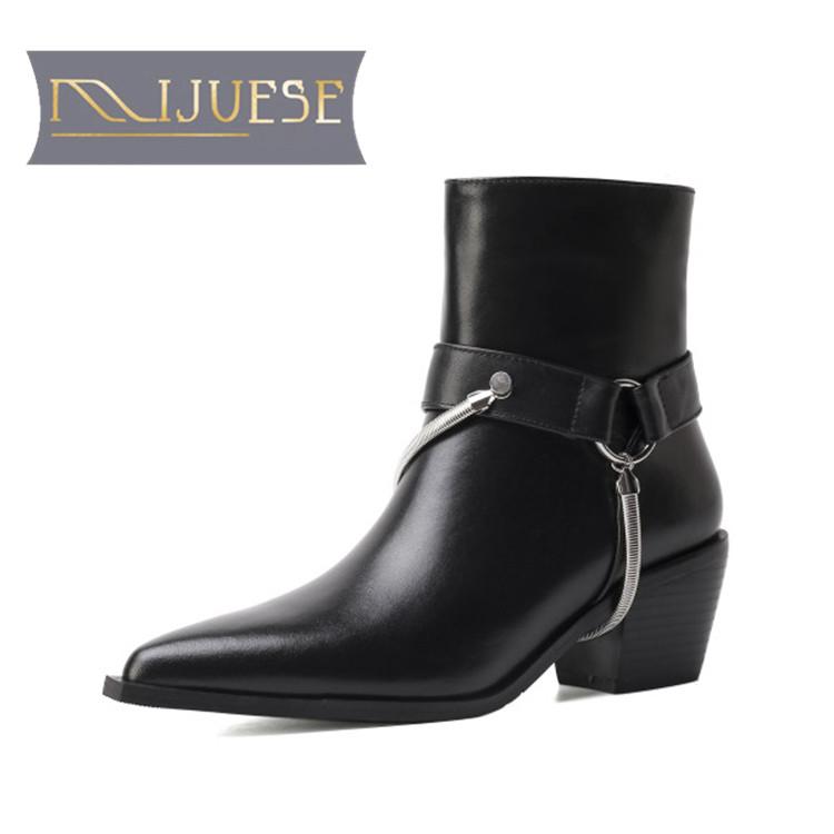 MLJUESE 2021 women Ankle boots Cow leather Winter short plush Pointed Toe Chain High heels female Western boots size 39, Black
MLJUESE 2021 women Ankle boots Cow leather Winter short plush Pointed Toe Chain High heels female Western boots size 39, Black